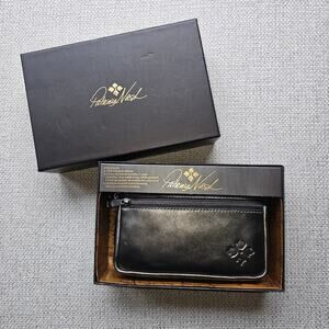 NIB Patricia Nash Wristlet Full Grain Leather  7.5 x 5 Gift